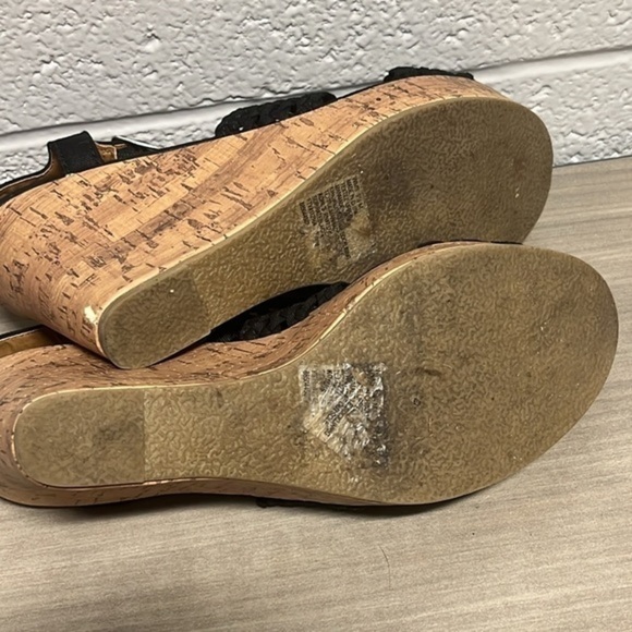 SO black crochet canvas wedges womens size 9.5 - Picture 5 of 6